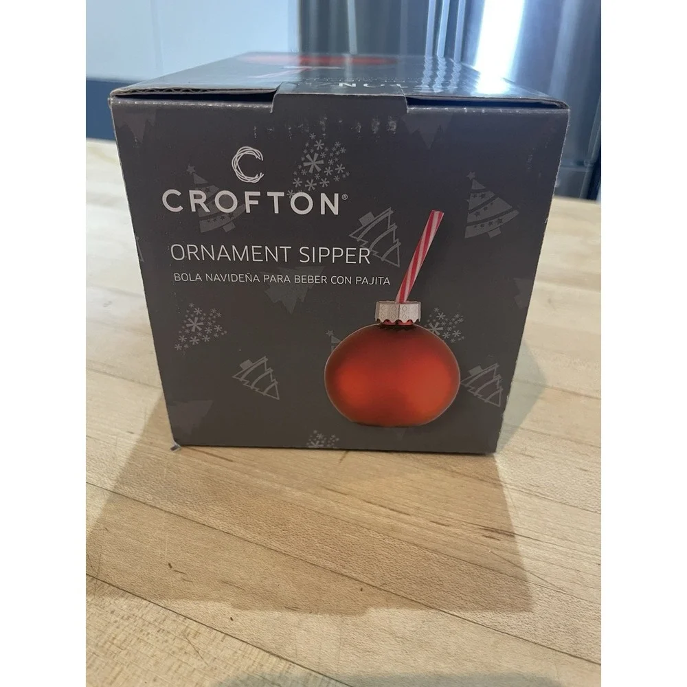 Crofton Ornament Sipper Red 13.5 Oz Capacity Plastic Straw Holiday